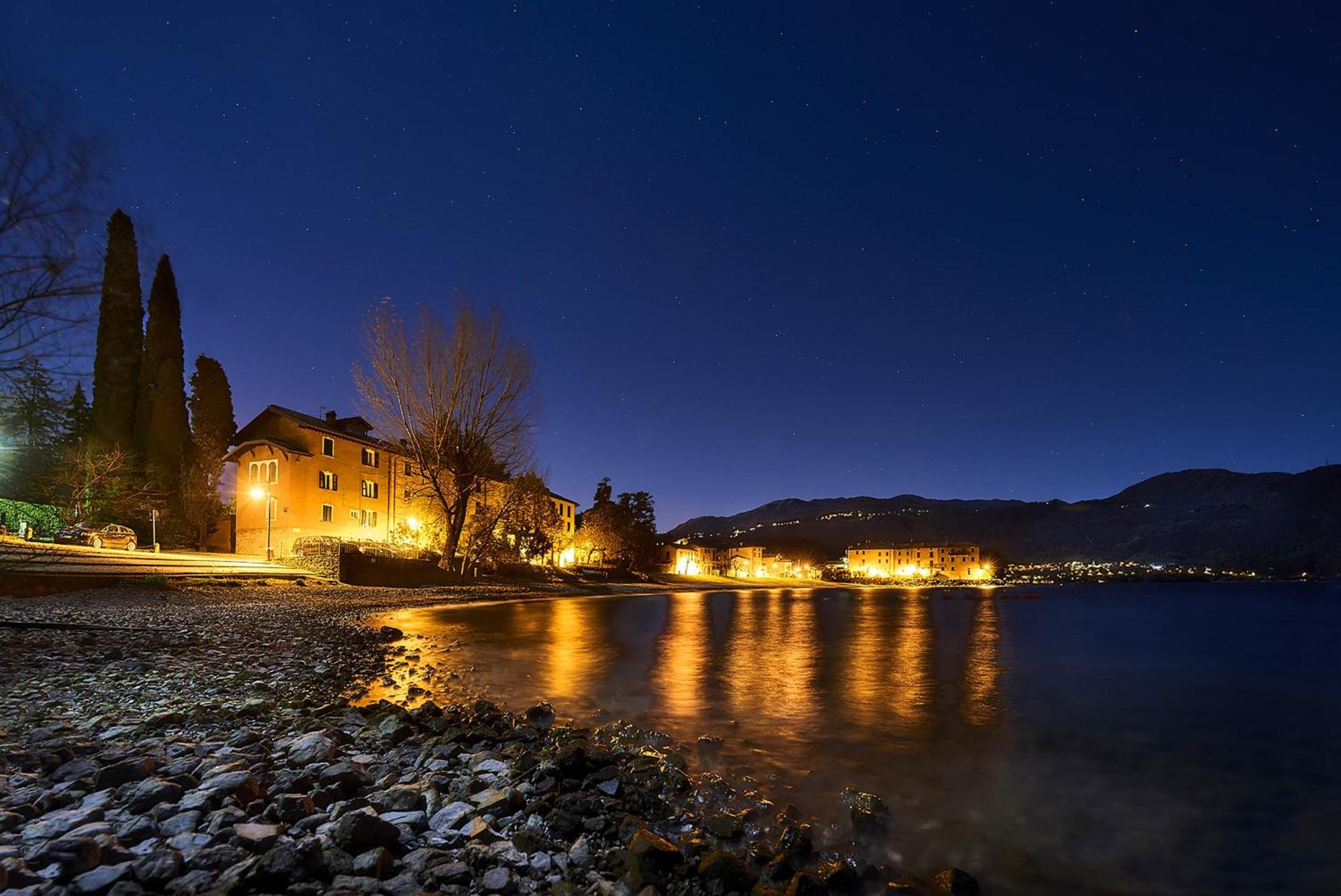 Foresteria Guesthouse Ca' Dei Bachitt Lierna Exterior foto